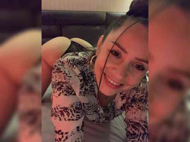Amy-Lee webcam