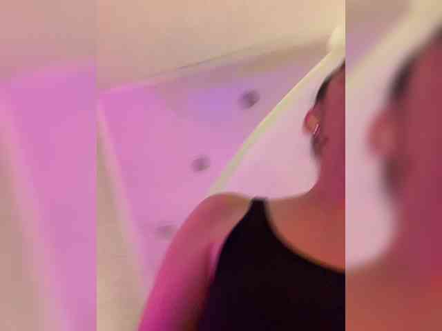 Amy-Lee webcam