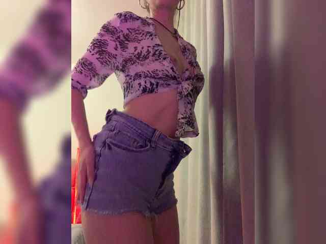 Amy-Lee webcam