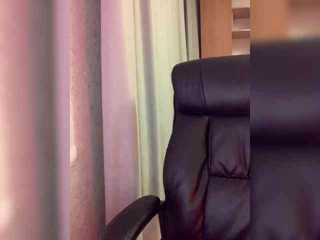 Модель: Amy-Lee