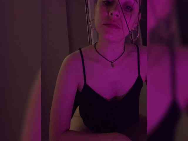 Amy-Lee webcam