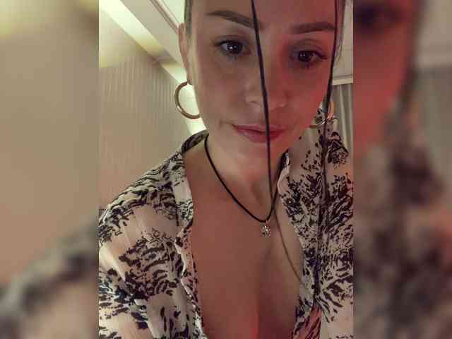 Amy-Lee webcam