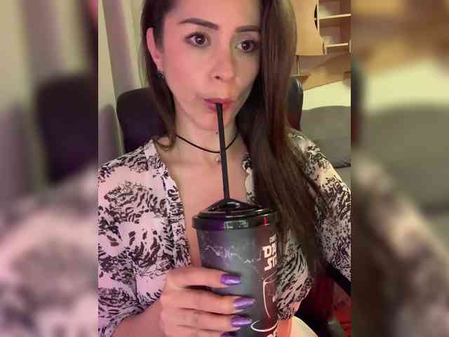 Amy-Lee webcam