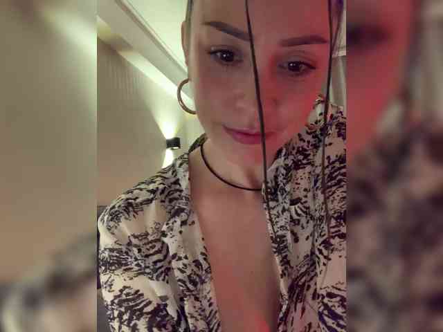 Amy-Lee webcam