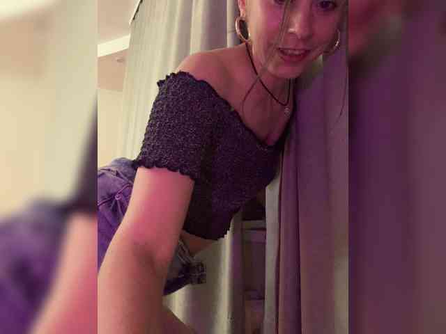 Amy-Lee webcam