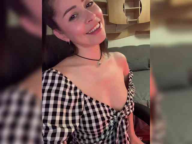 Amy-Lee webcam