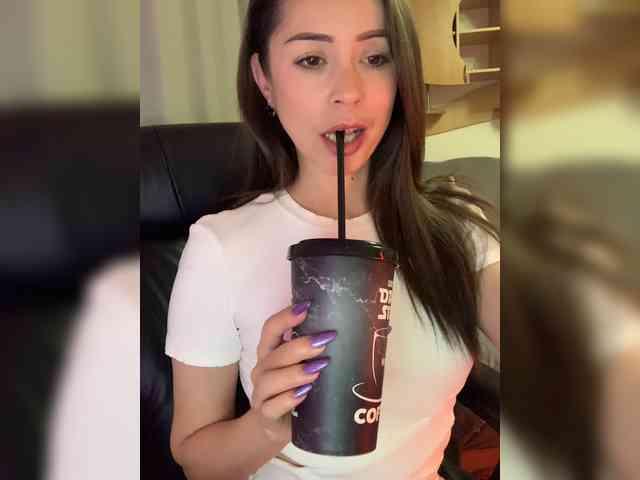 Amy-Lee webcam