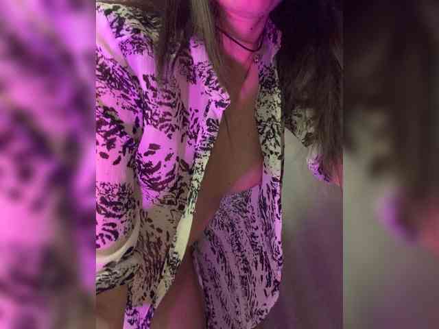 Amy-Lee webcam
