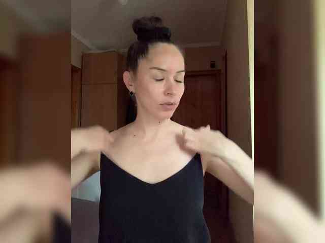 Amy-Lee webcam
