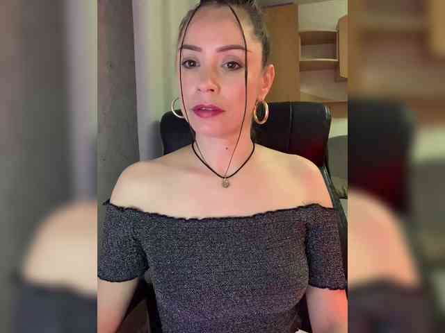 Amy-Lee webcam