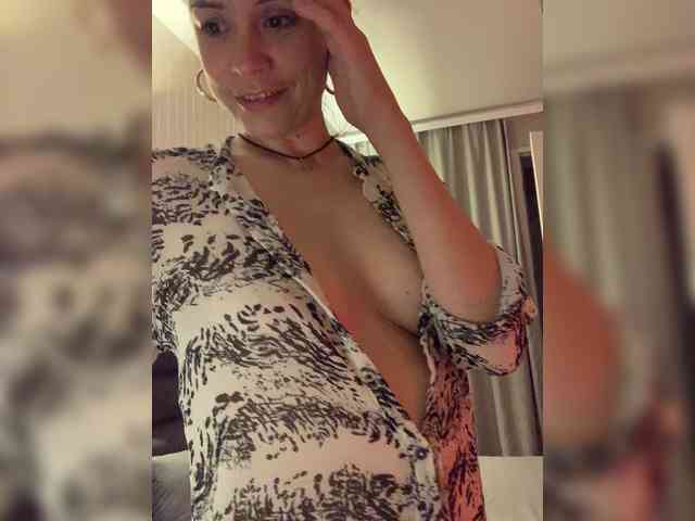 Amy-Lee webcam