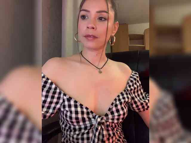 Amy-Lee webcam