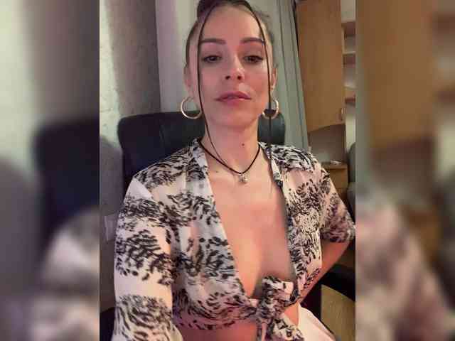 Amy-Lee webcam