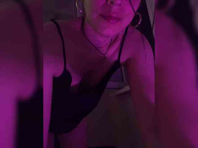 Amy-Lee webcam