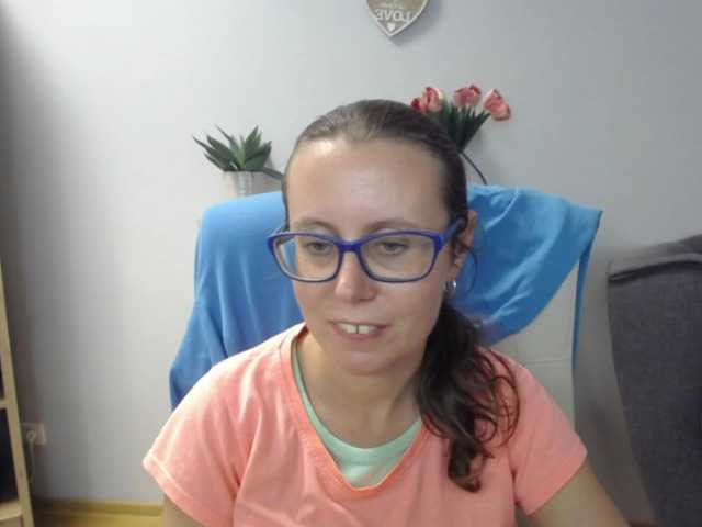 sparkleLizzy live cam on BongaCams