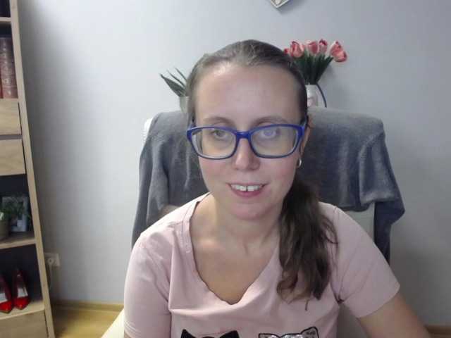 sparkleLizzy live cam on BongaCams