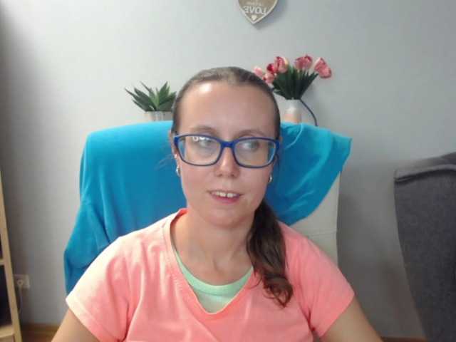 sparkleLizzy live cam on BongaCams