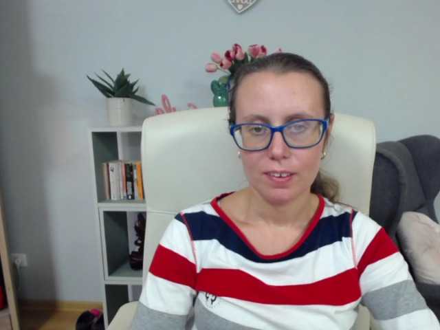 sparkleLizzy live cam on BongaCams