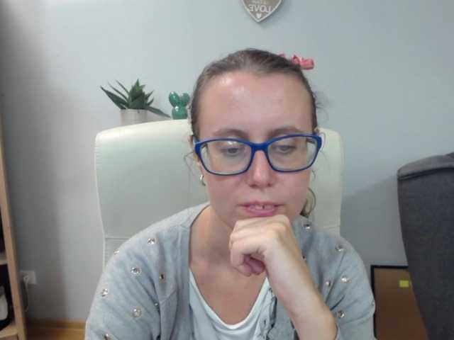 sparkleLizzy live webcam show