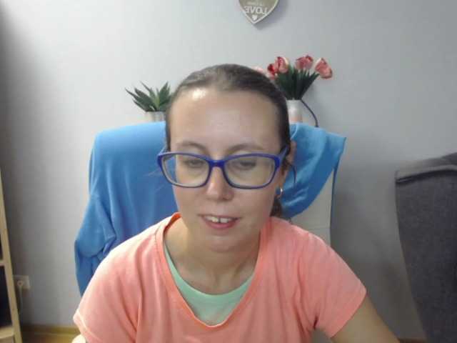 sparkleLizzy live cam on BongaCams