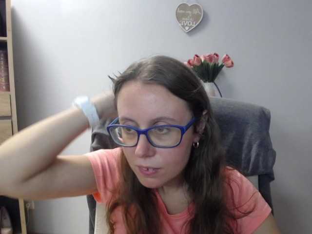 sparkleLizzy live cam on BongaCams