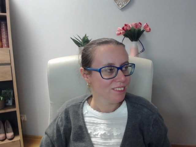 sparkleLizzy live cam on BongaCams