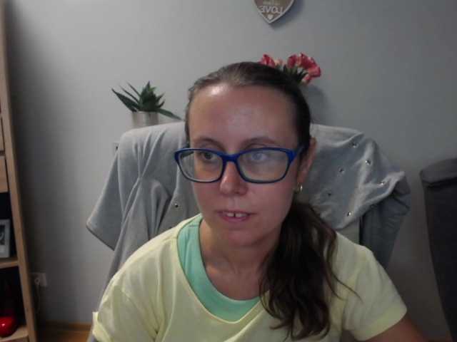 sparkleLizzy live cam on BongaCams