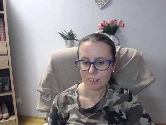 sparkleLizzy live cam on BongaCams
