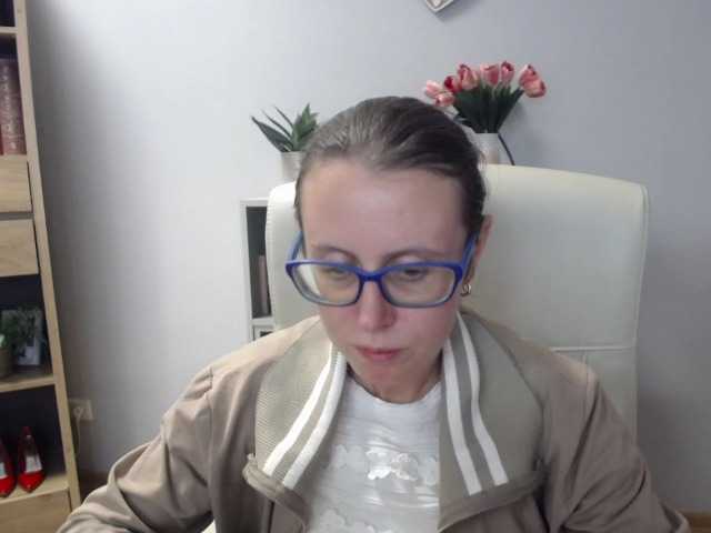 sparkleLizzy live cam on BongaCams