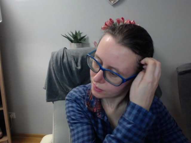 sparkleLizzy's BongaCams show and profile