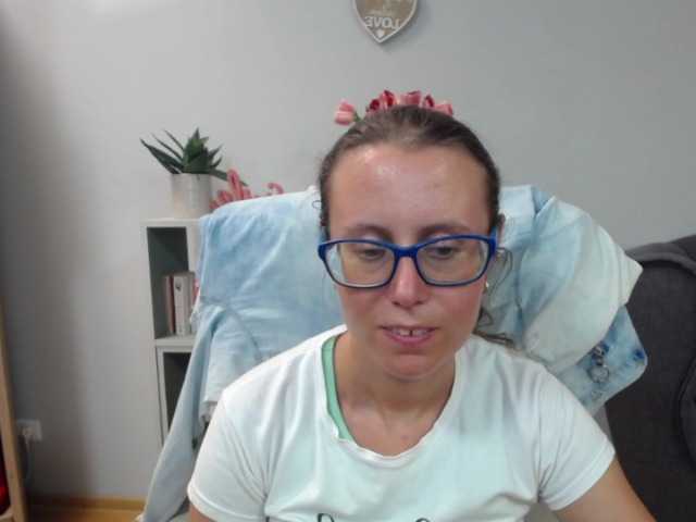 sparkleLizzy live cam on BongaCams