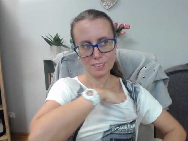 sparkleLizzy live cam on BongaCams