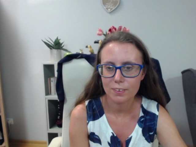 sparkleLizzy live cam on BongaCams