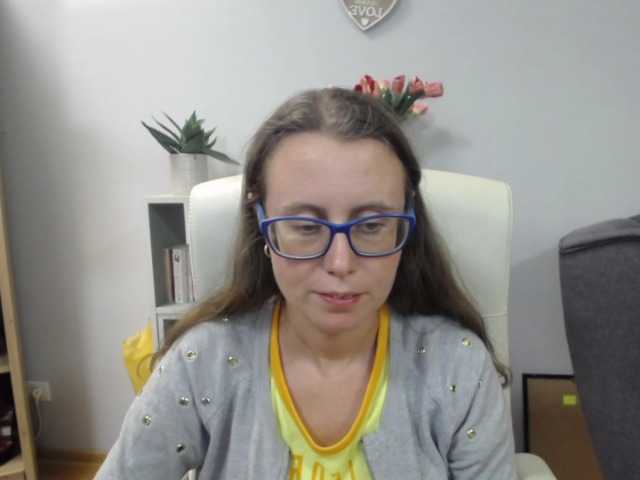 sparkleLizzy live cam on BongaCams