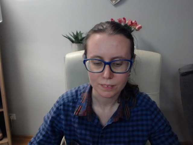 sparkleLizzy's BongaCams show and profile