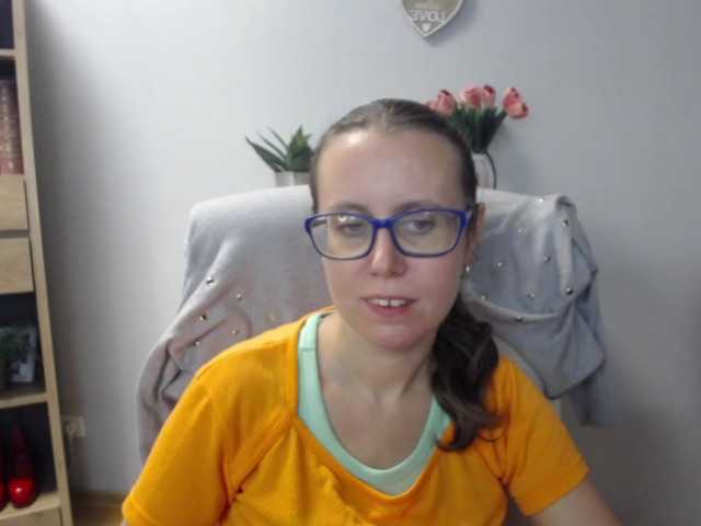 sparkleLizzy live cam on BongaCams