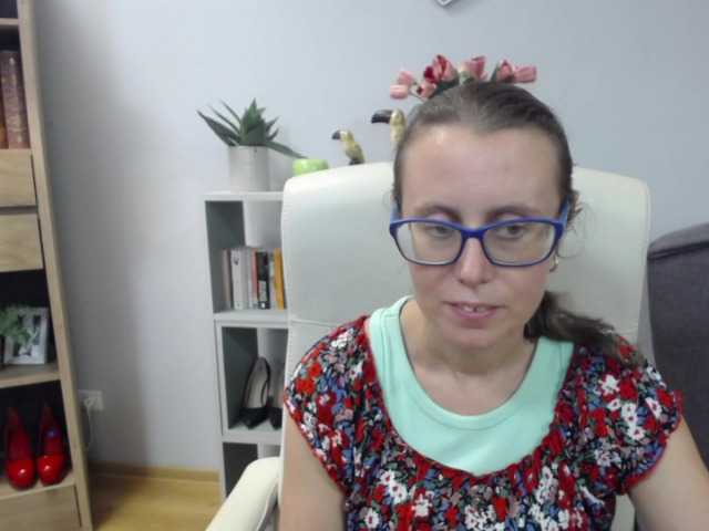 sparkleLizzy live cam on BongaCams