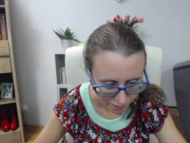 sparkleLizzy live cam on BongaCams
