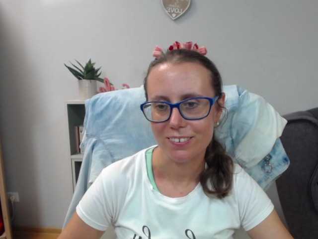 sparkleLizzy live cam on BongaCams
