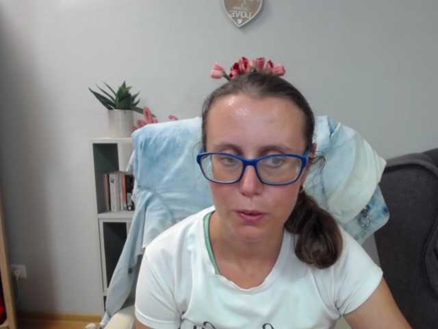 sparkleLizzy live cam on BongaCams