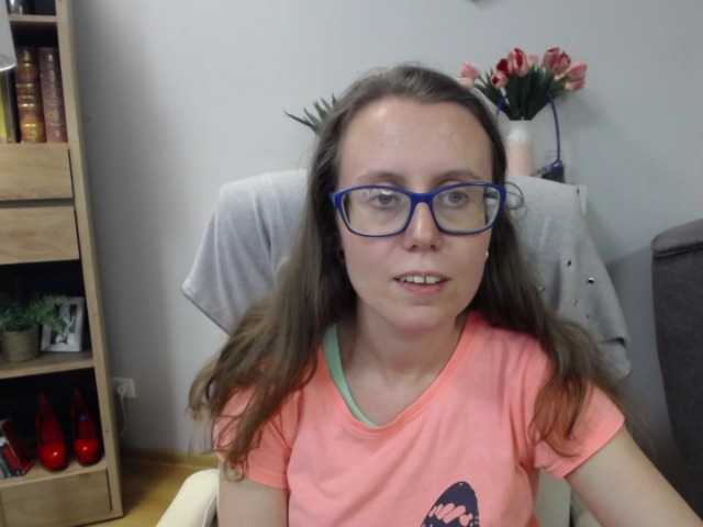 sparkleLizzy live cam on BongaCams