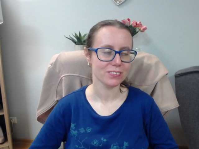 sparkleLizzy's BongaCams show and profile