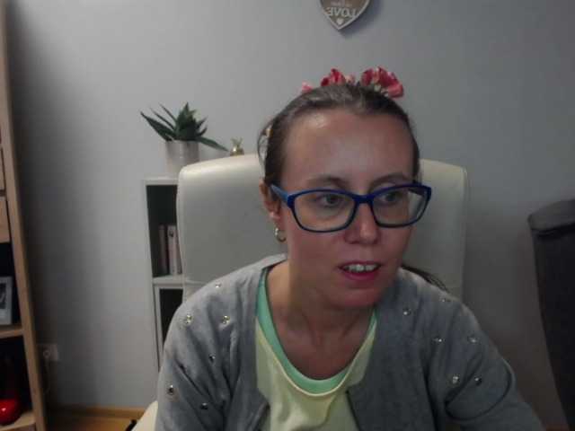 sparkleLizzy live cam on BongaCams