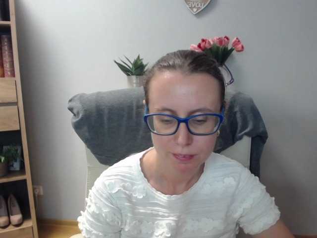 sparkleLizzy live cam on BongaCams