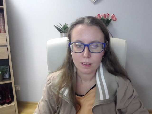 sparkleLizzy live cam on BongaCams