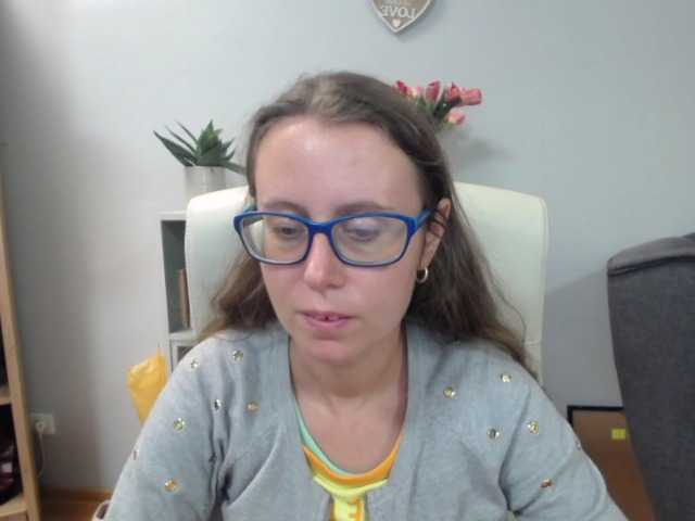 sparkleLizzy live cam on BongaCams