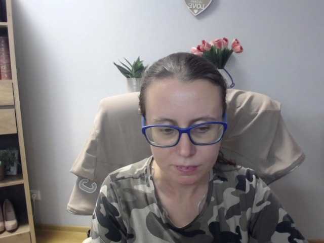 sparkleLizzy live cam on BongaCams
