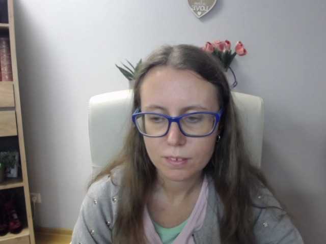 sparkleLizzy live cam on BongaCams