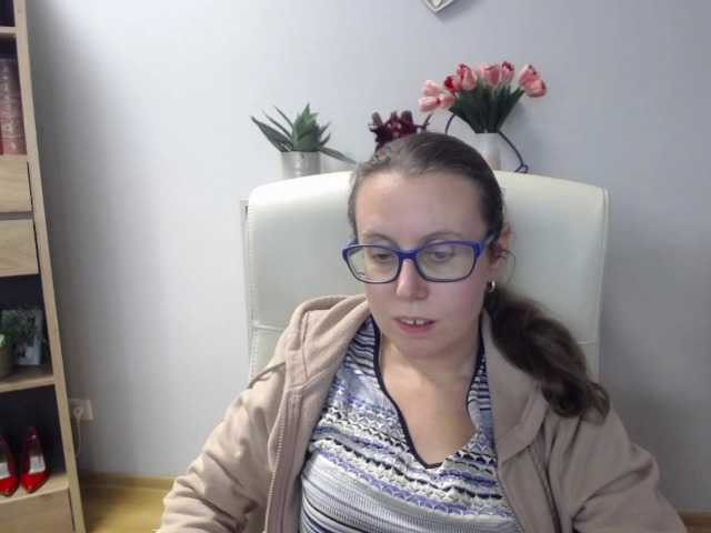 sparkleLizzy live cam on BongaCams