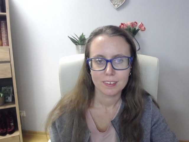 sparkleLizzy live cam on BongaCams